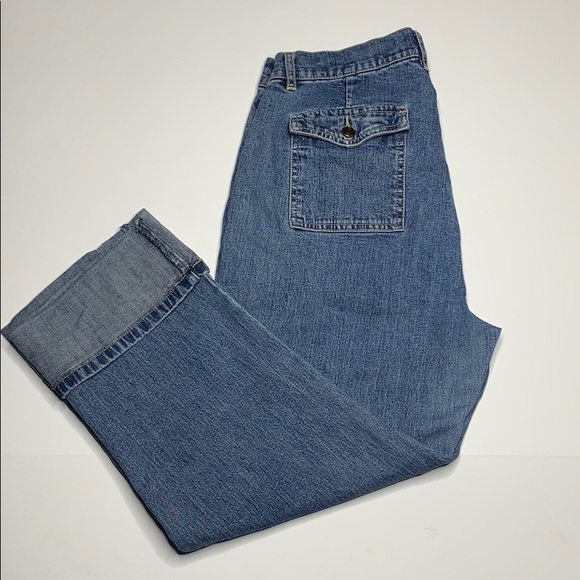 Crazy Horse cuffed hem Capri jeans - Picture 6 of 9